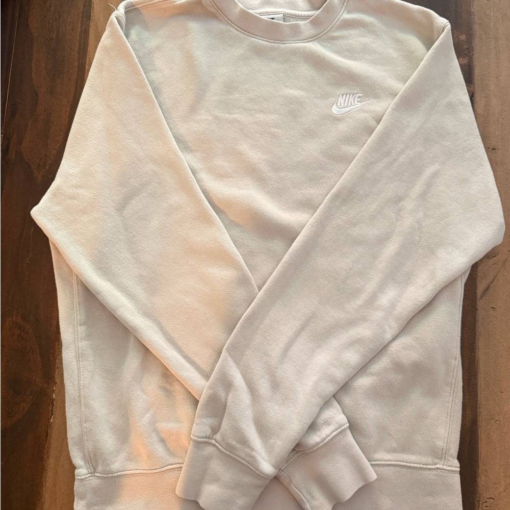 Nike Cream Crewneck Sweater Soft Knit Casual